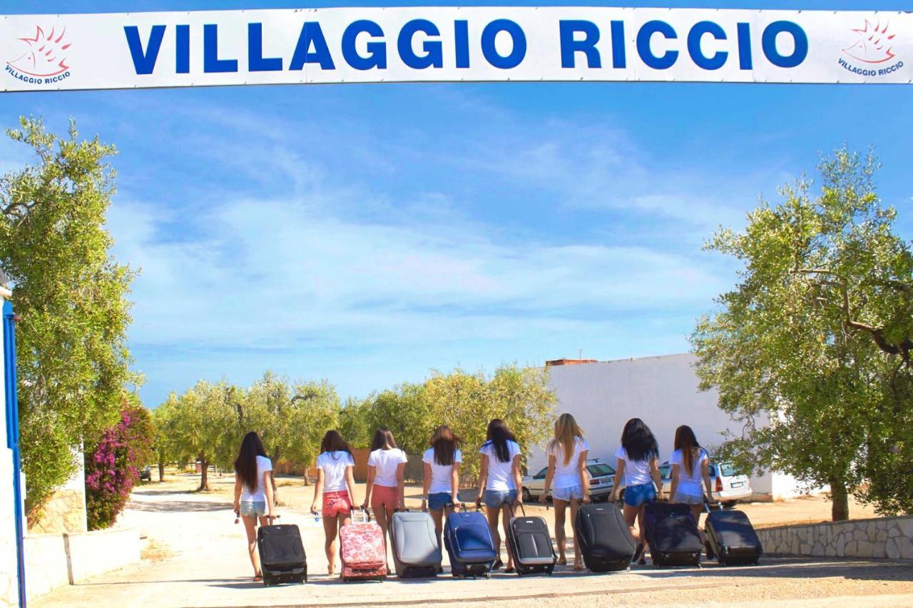 Apartments Villaggio Riccio Маттіната Екстер'єр фото
