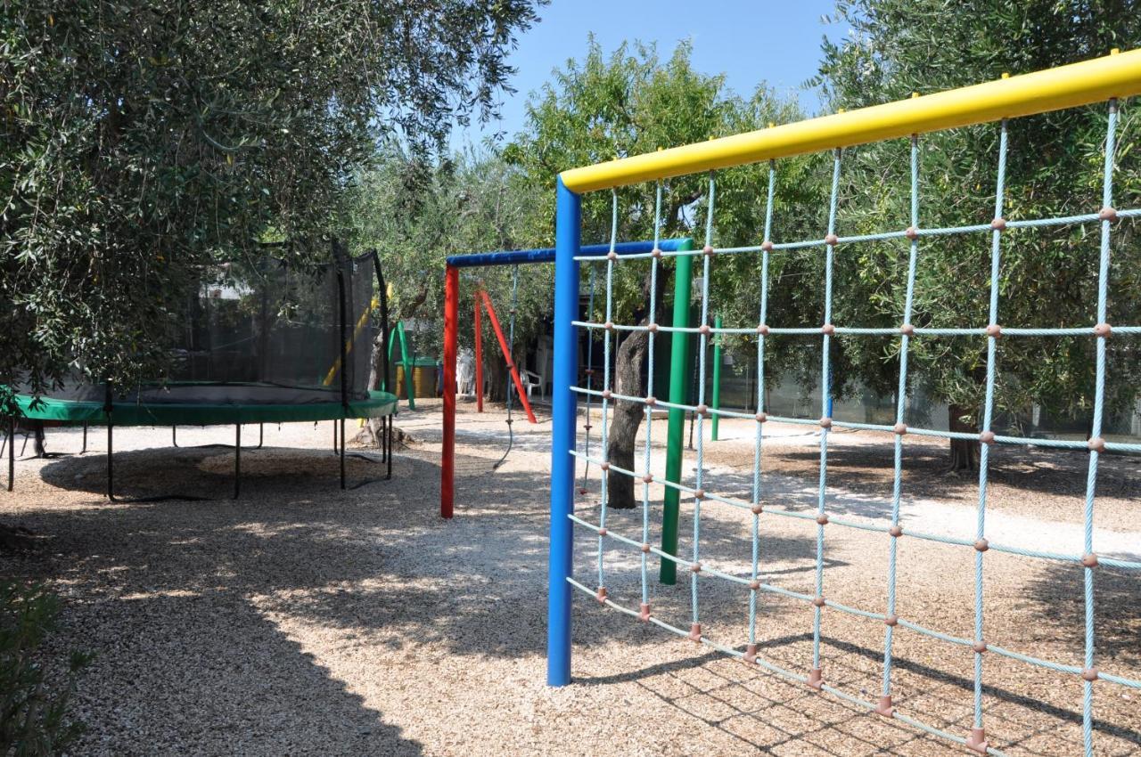 Apartments Villaggio Riccio Маттіната Екстер'єр фото